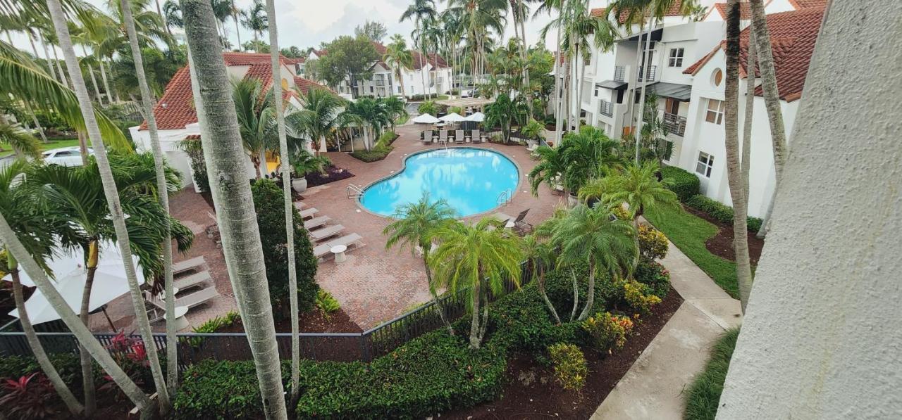 Dharma Home Suites Dania Beach At Sheridan Ocean Club Zewnętrze zdjęcie